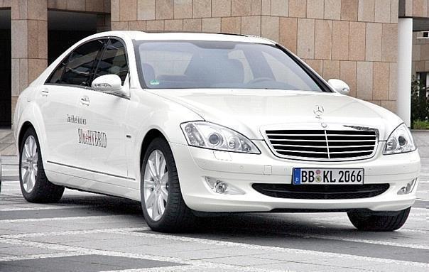 Mercedes-Benz S 400 Blue Hybrid. Foto: UnitedPictures